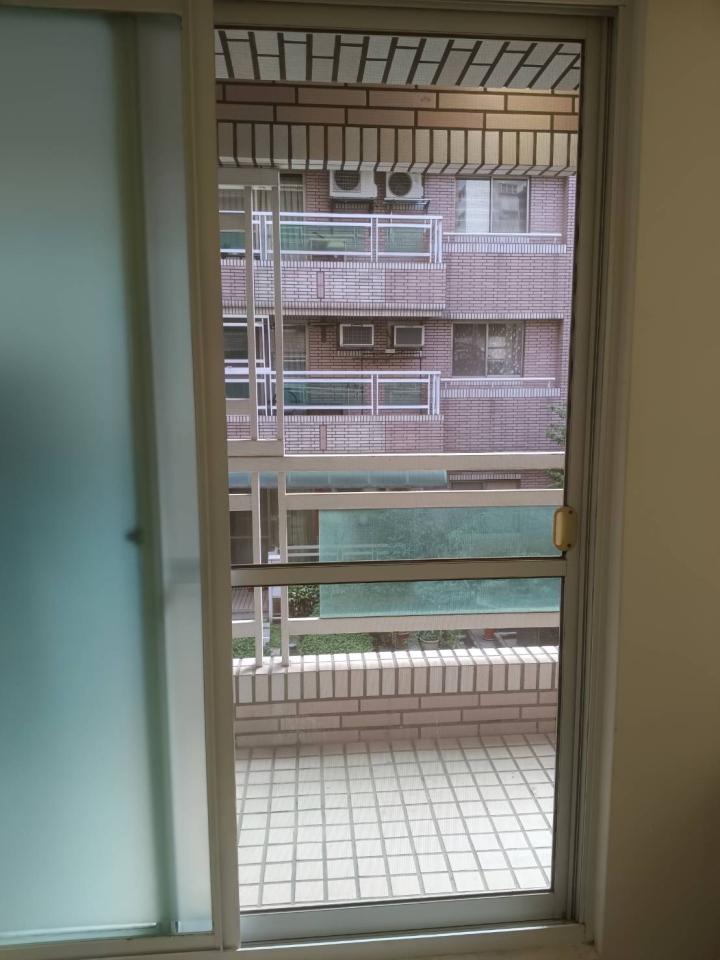 紗窗裝修案件圖片