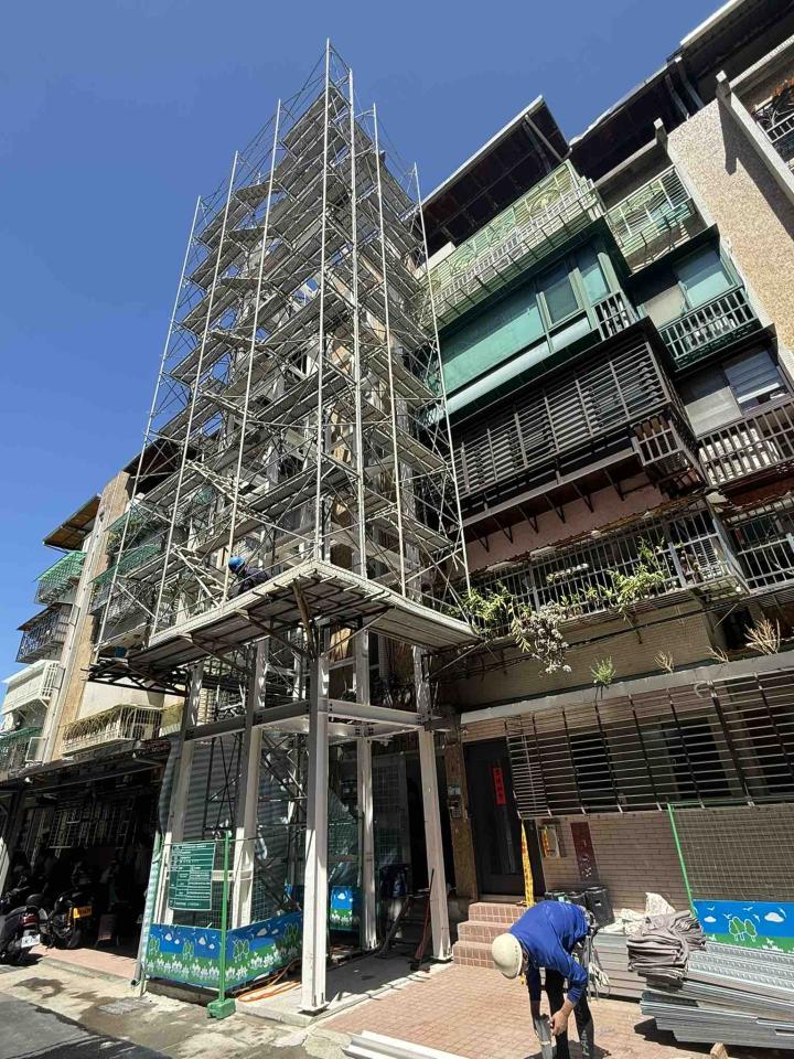 遮雨棚安裝案件圖片