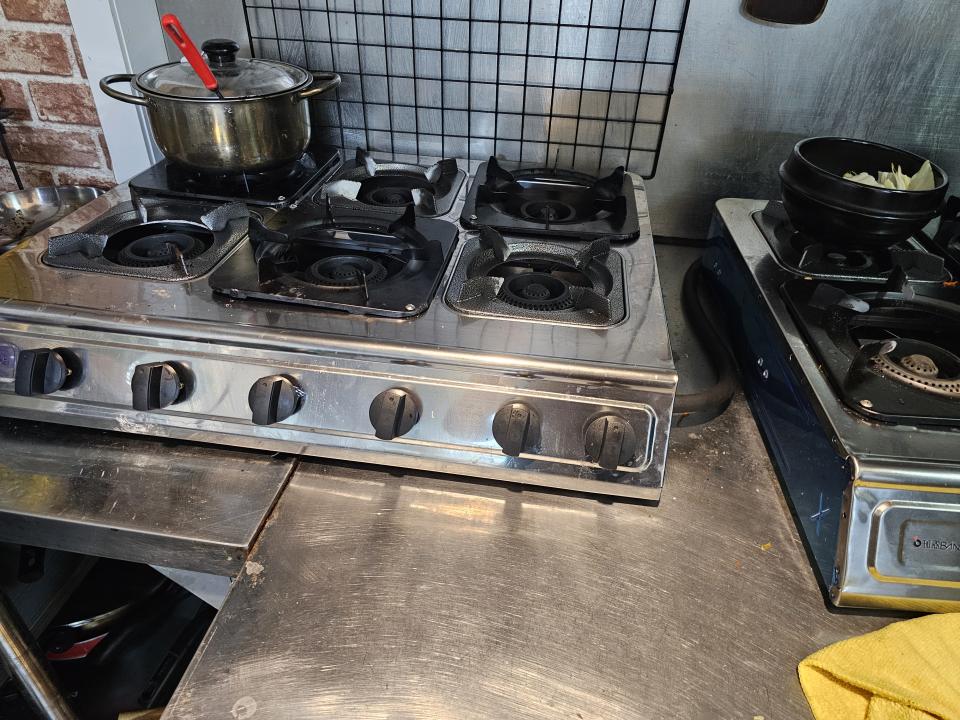 瓦斯爐安裝維修案件圖片