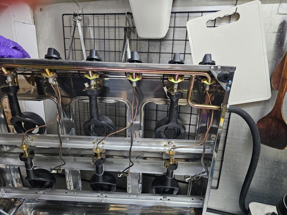 瓦斯爐安裝維修案件圖片