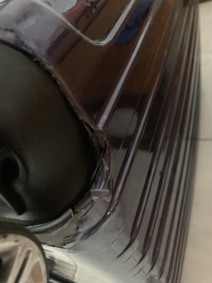 行李箱維修案件圖片