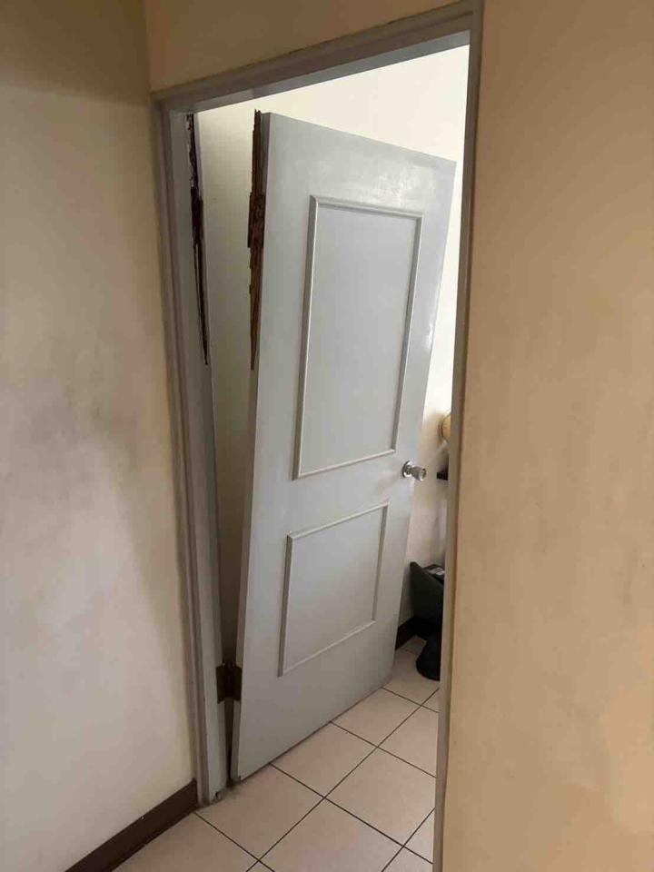 門片安裝案件圖片