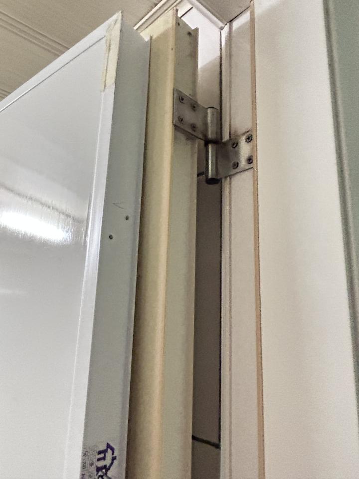 門片安裝案件圖片