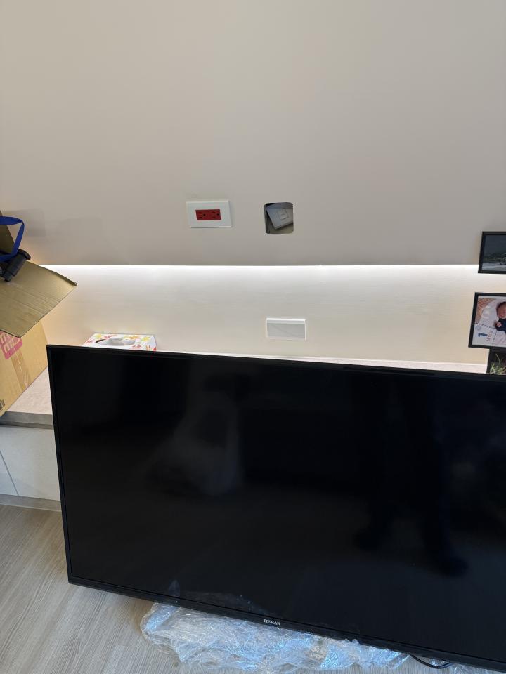 電視壁掛架安裝案件圖片