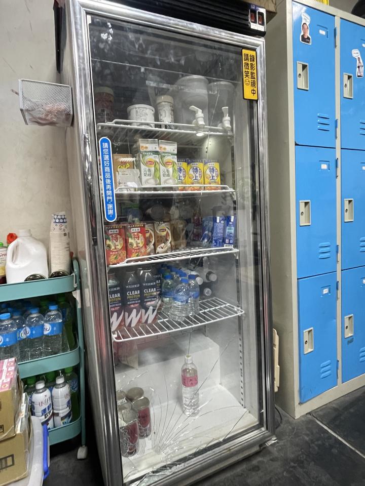 玻璃門案件圖片