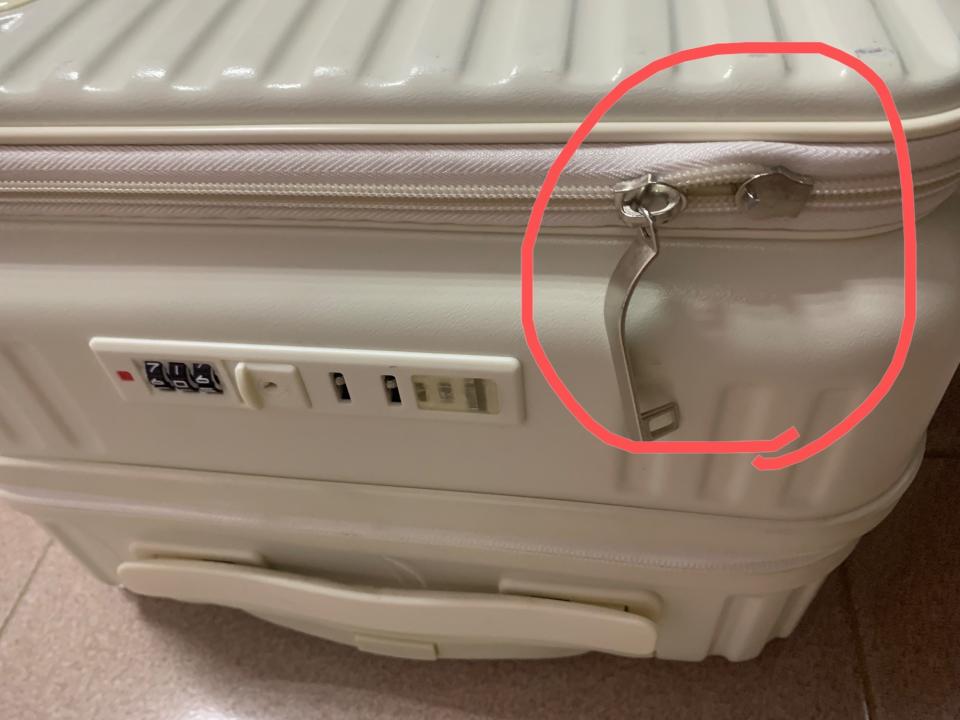行李箱維修案件圖片