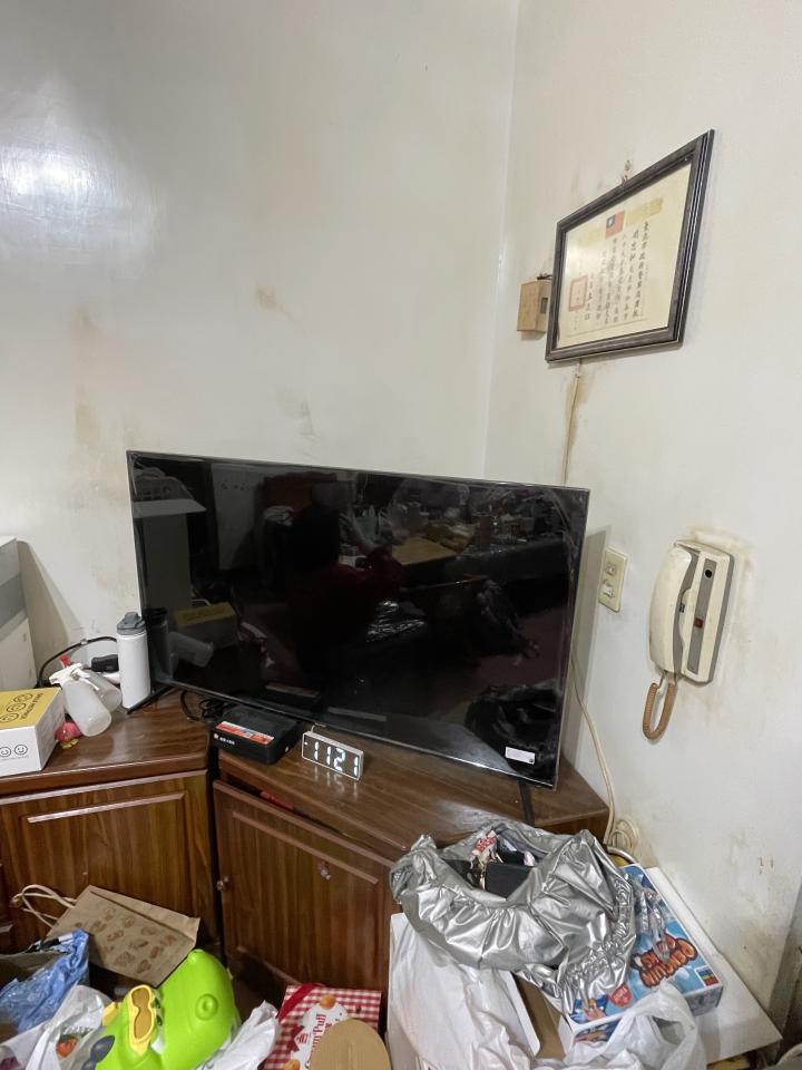 電視壁掛架安裝案件圖片