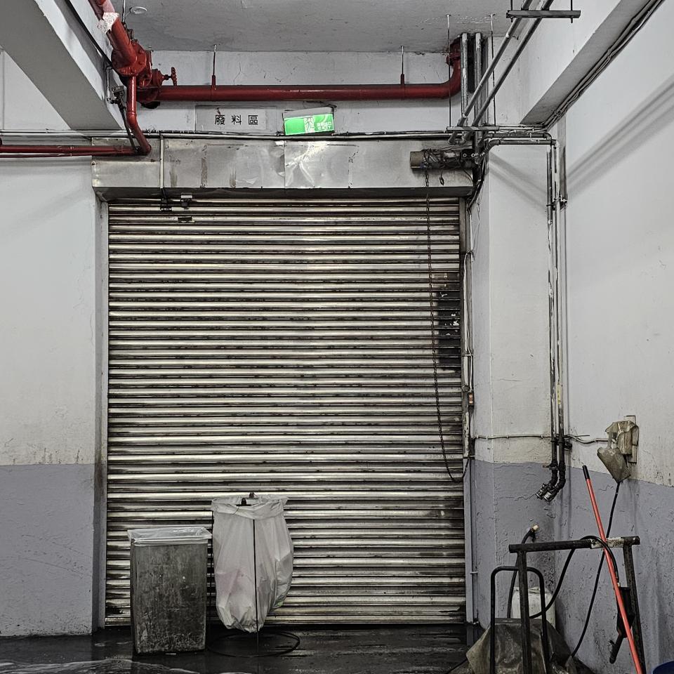 鐵捲門維修案件圖片