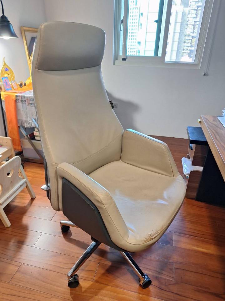 沙發修理案件圖片