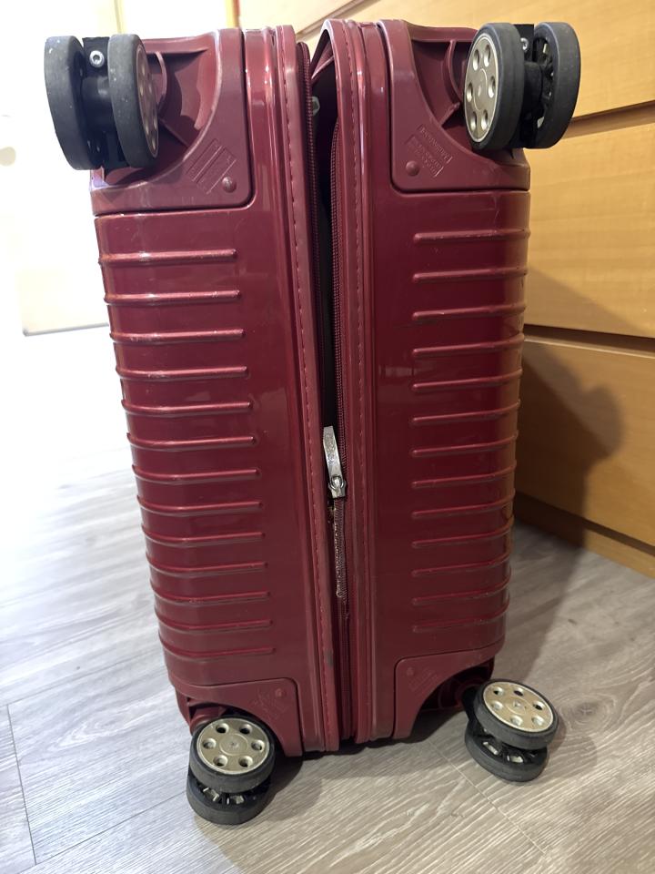 行李箱維修案件圖片