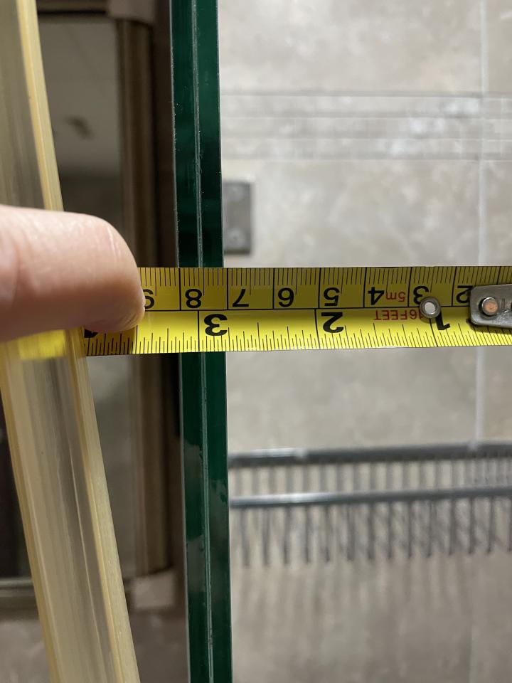 淋浴拉門安裝維修案件圖片