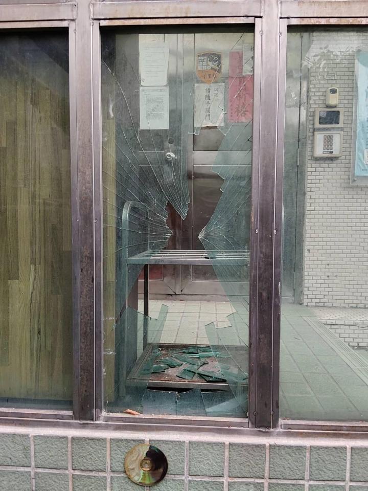 窗戶維修案件圖片