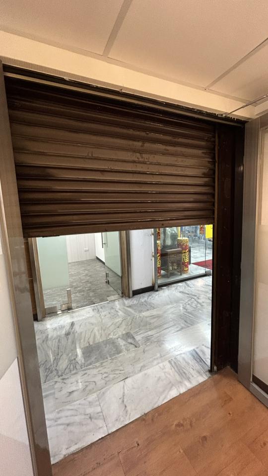 鐵捲門維修案件圖片