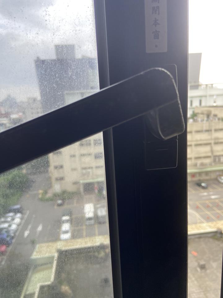 鋁門窗案件圖片