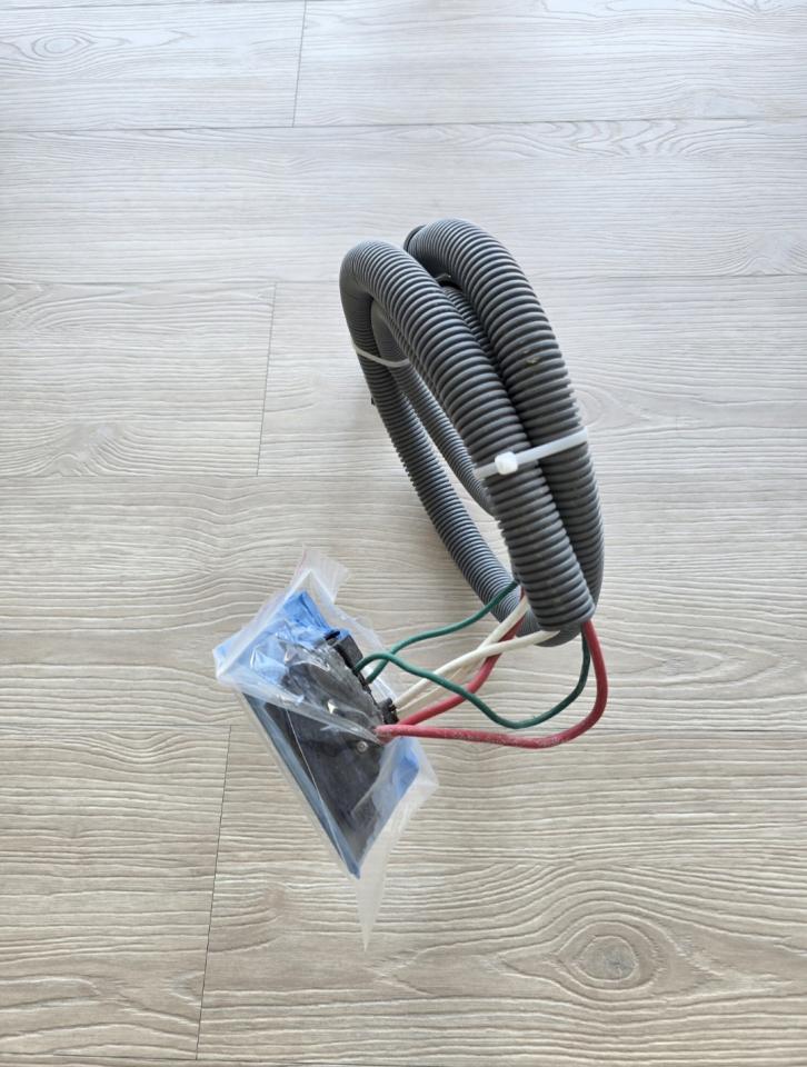 窗簾安裝維修案件圖片