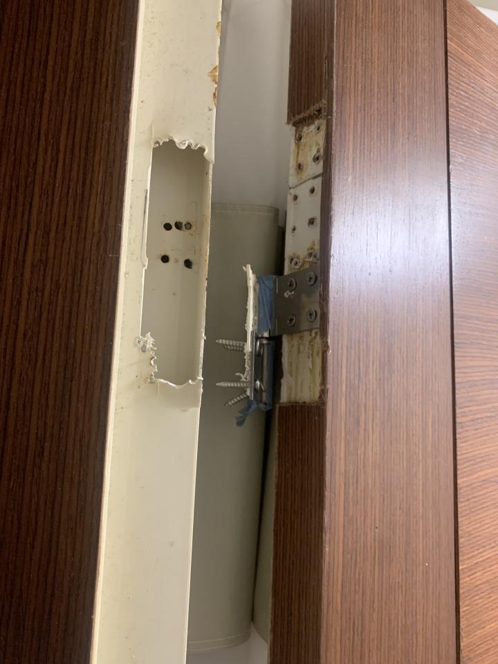 浴室門案件圖片