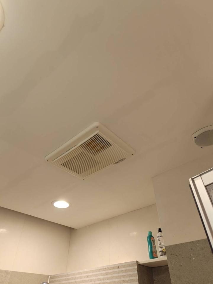浴室抽風機安裝案件圖片