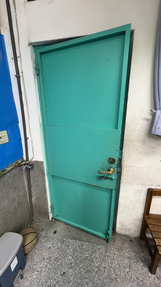 門片安裝案件圖片