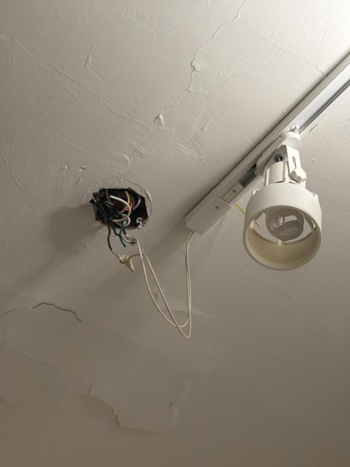 燈具維修案件圖片