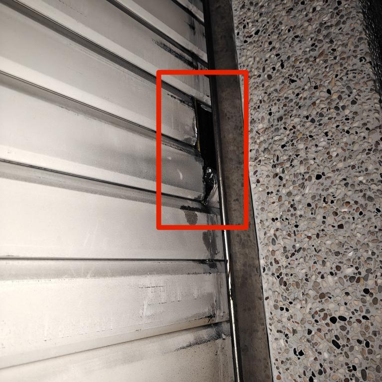 鐵捲門維修案件圖片