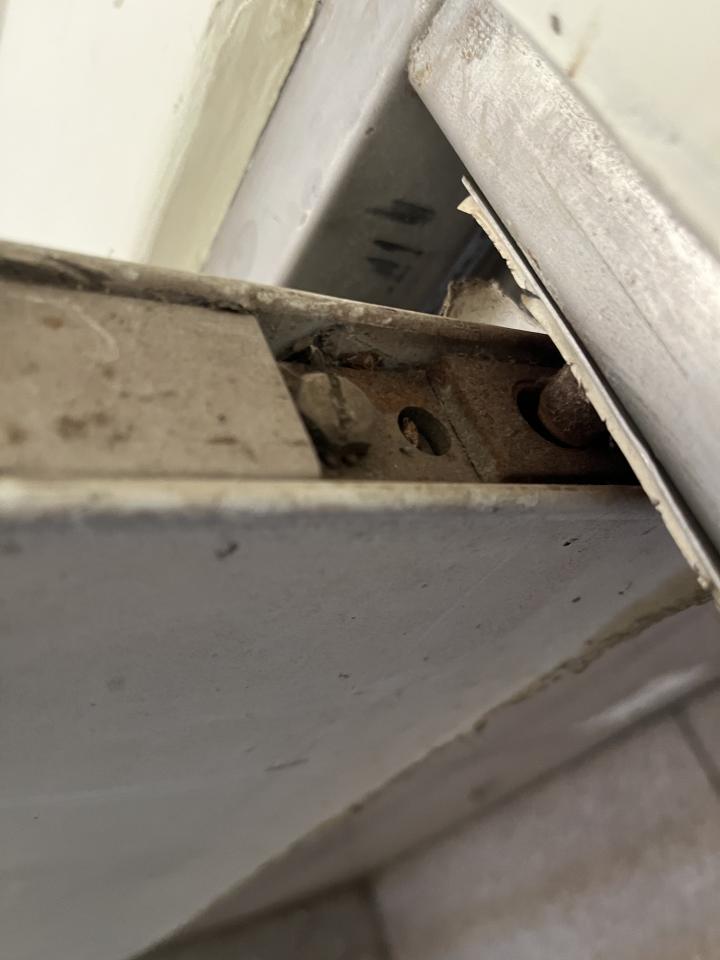 門片維修案件圖片