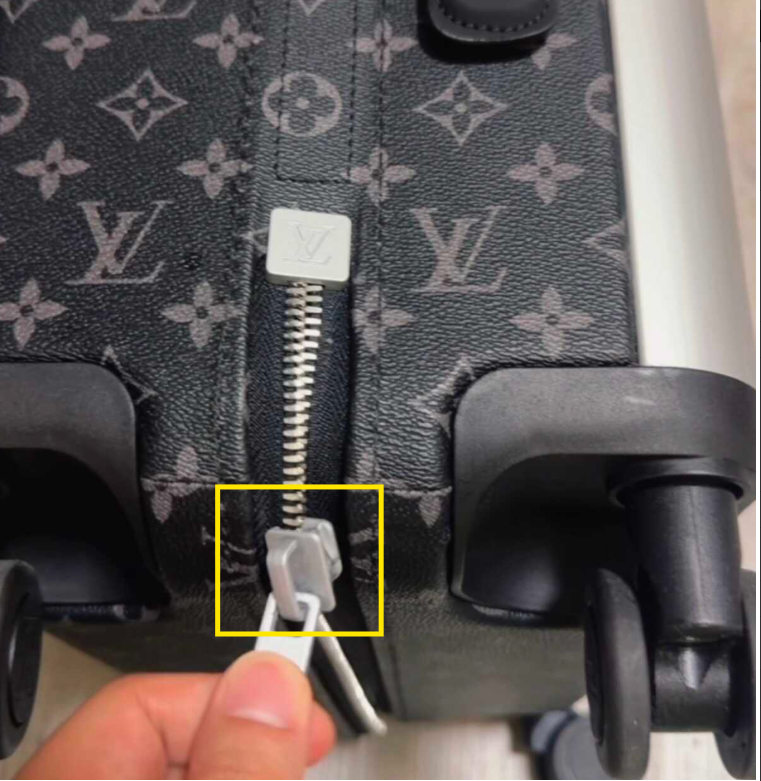 行李箱維修案件圖片