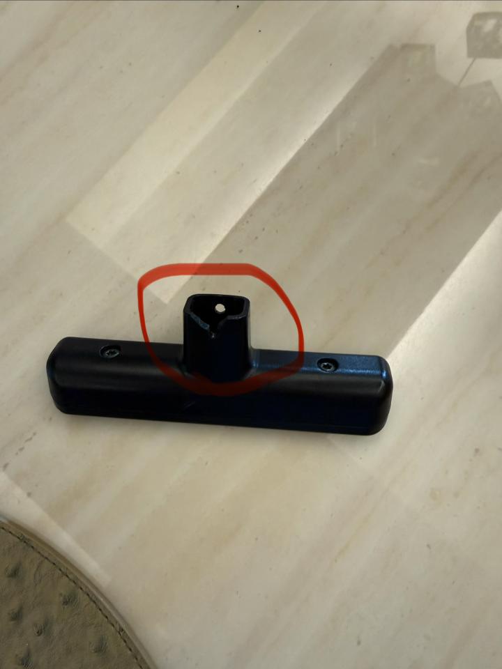 行李箱維修案件圖片