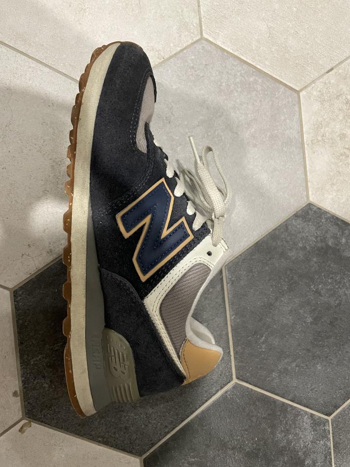 修鞋修包案件圖片