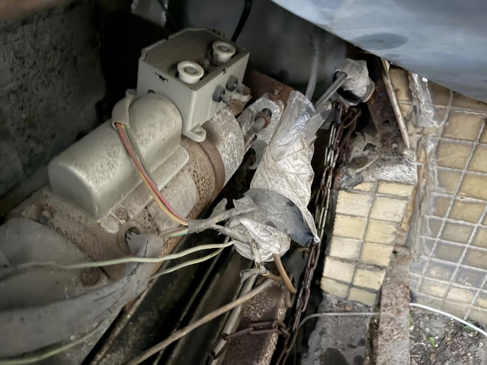 鐵捲門維修案件圖片