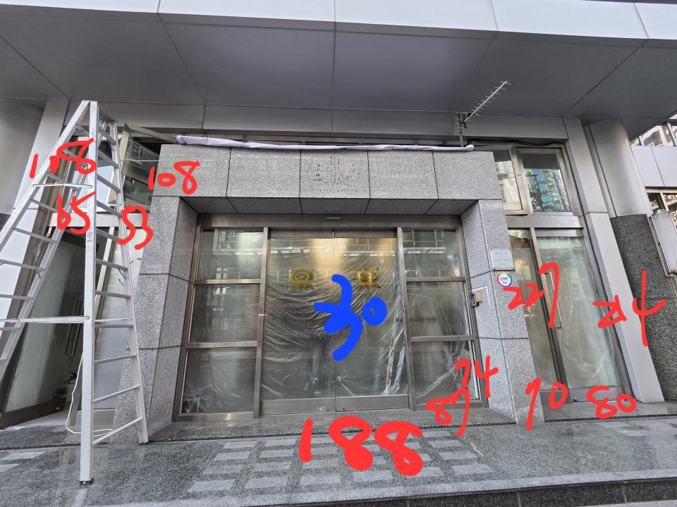 玻璃清潔案件圖片