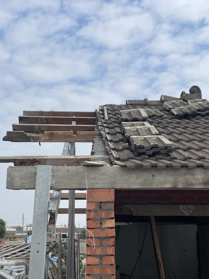 屋瓦翻修案件圖片
