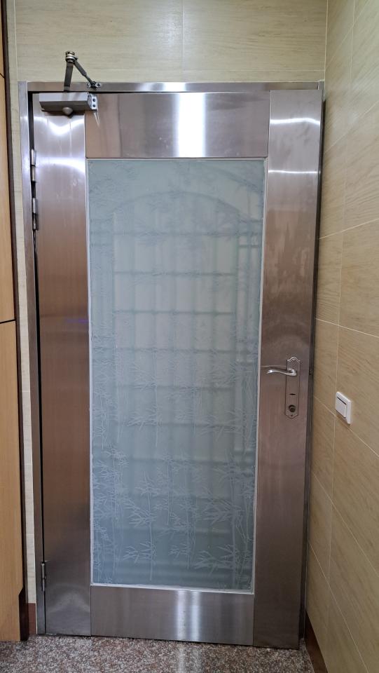 門片維修案件圖片