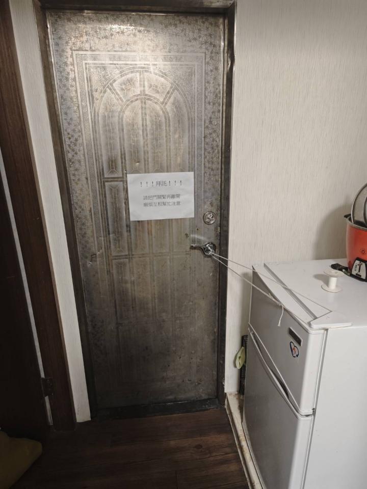 門片維修案件圖片