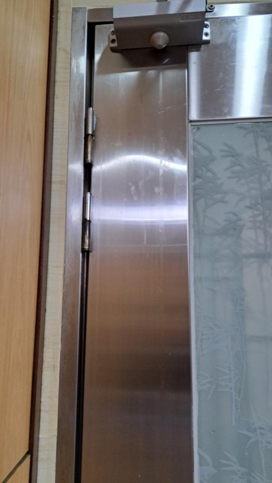 門片維修案件圖片