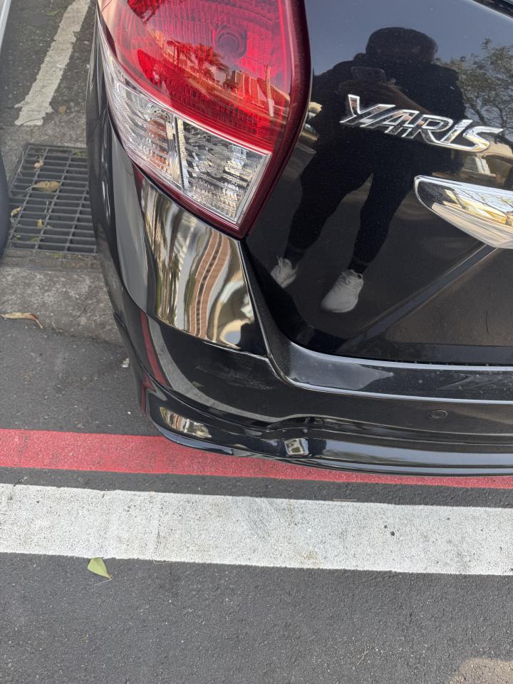 汽車板金烤漆案件圖片