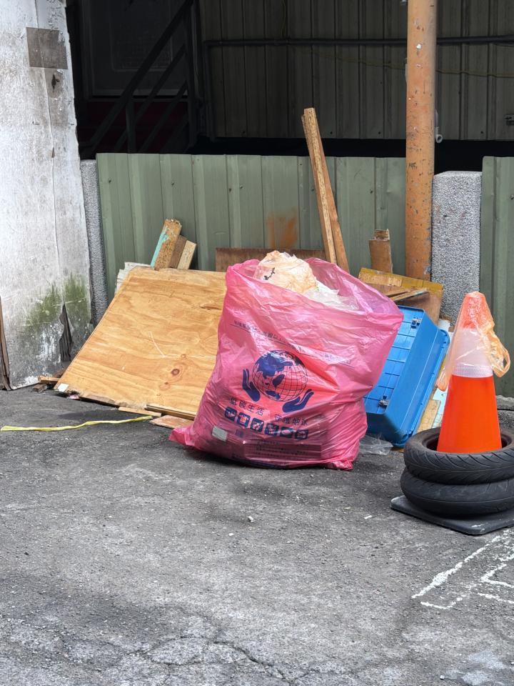 代收垃圾案件圖片