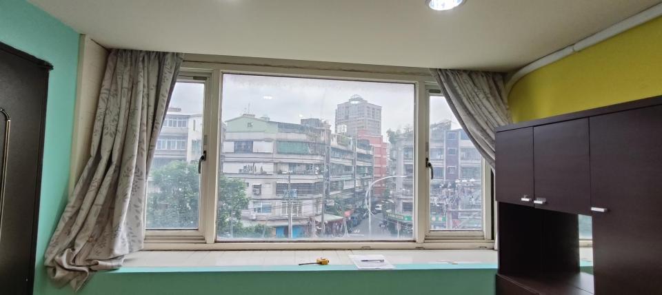 玻璃隔熱案件圖片