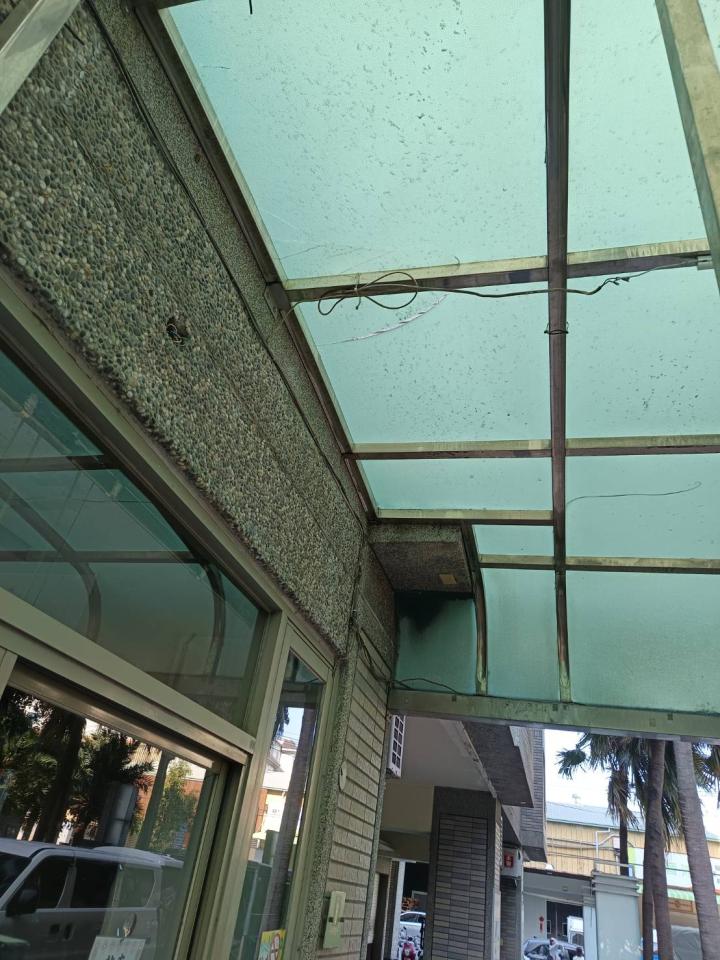 採光罩案件圖片