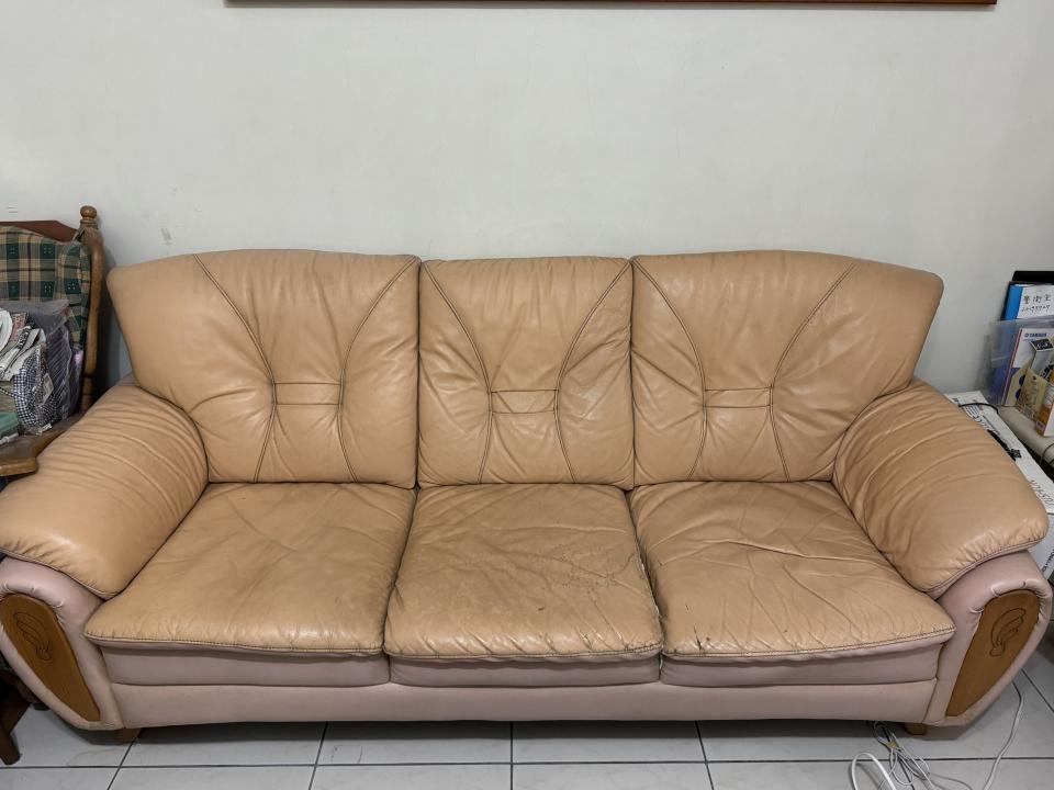 沙發修理案件圖片