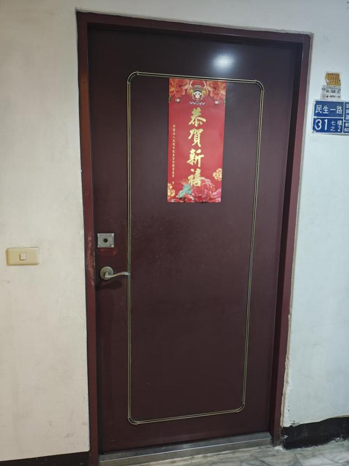 門片安裝案件圖片