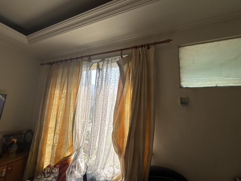 窗簾安裝維修案件圖片
