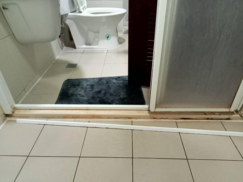 浴室門案件圖片