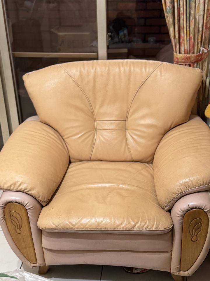 沙發修理案件圖片