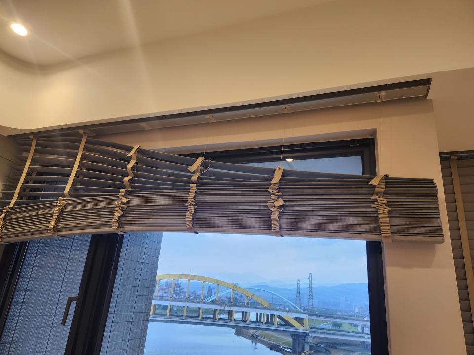 窗簾安裝維修案件圖片