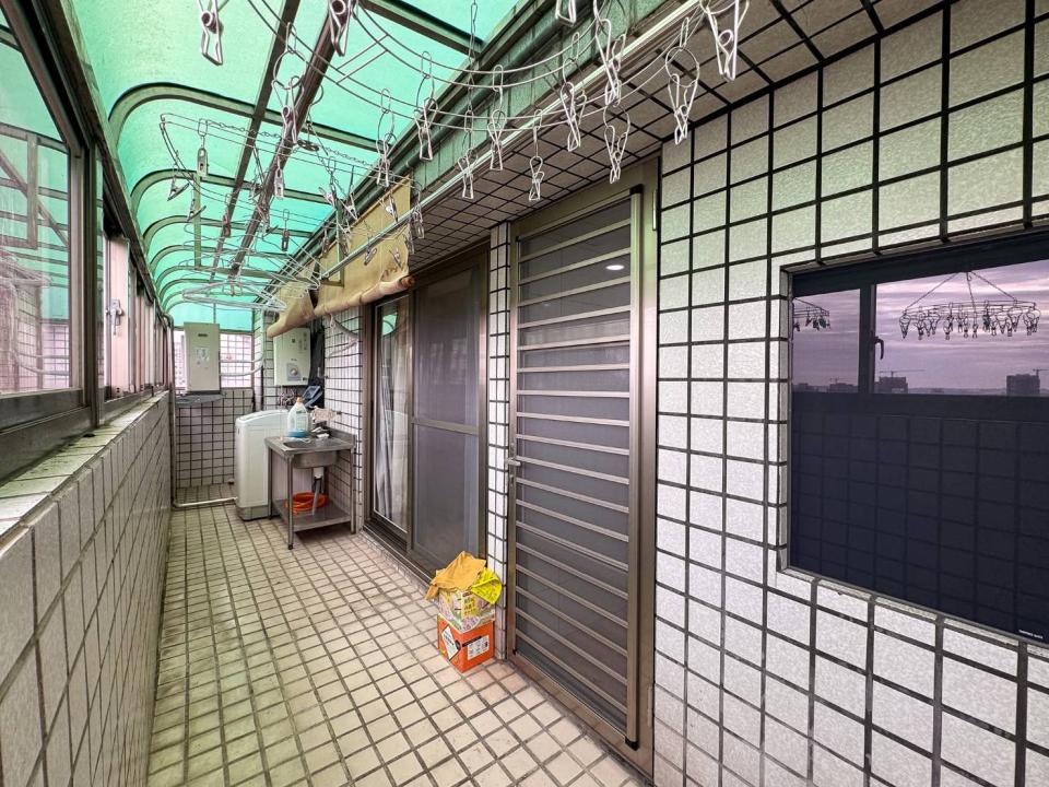 採光罩案件圖片