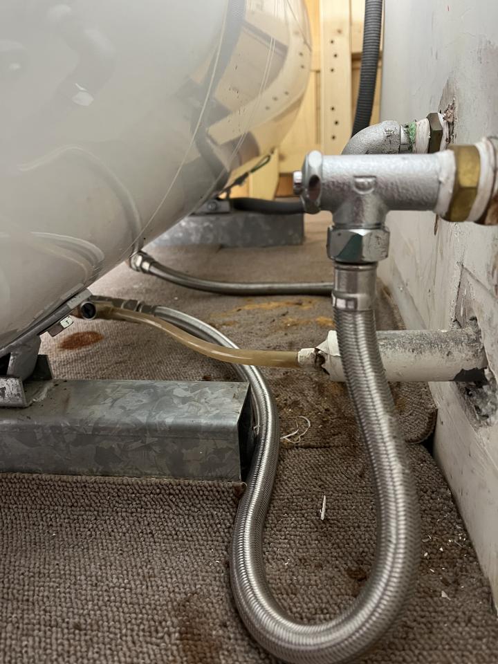 熱水器維修案件圖片