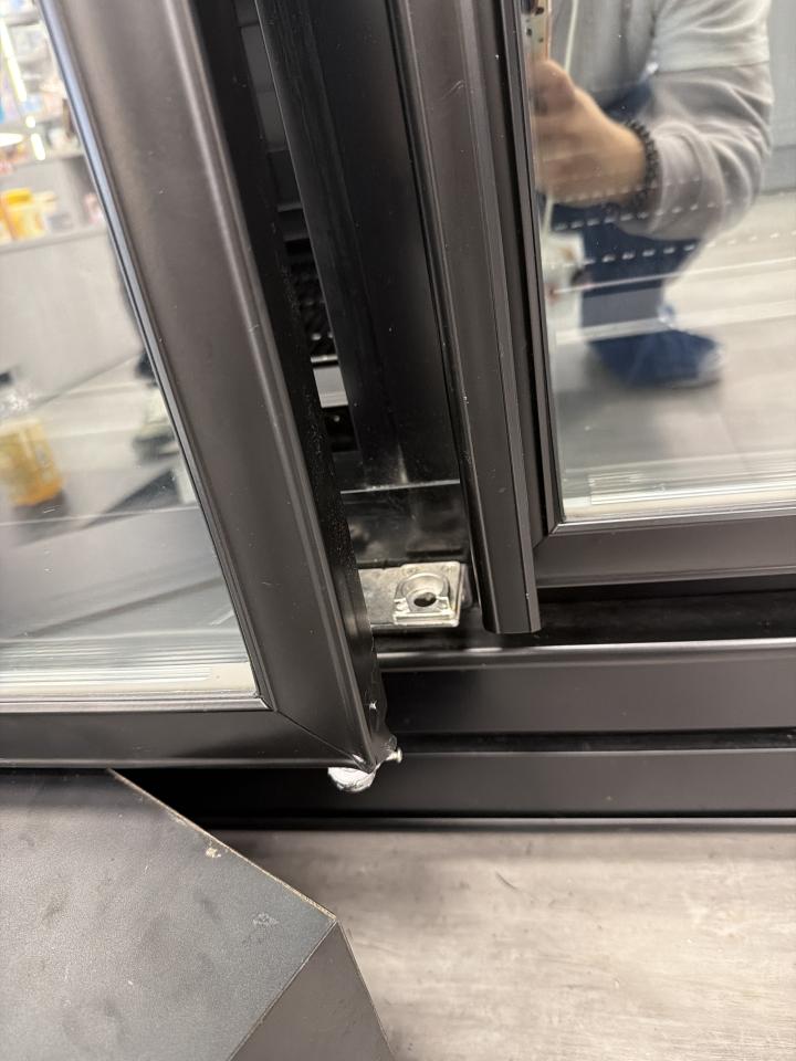 門片維修案件圖片