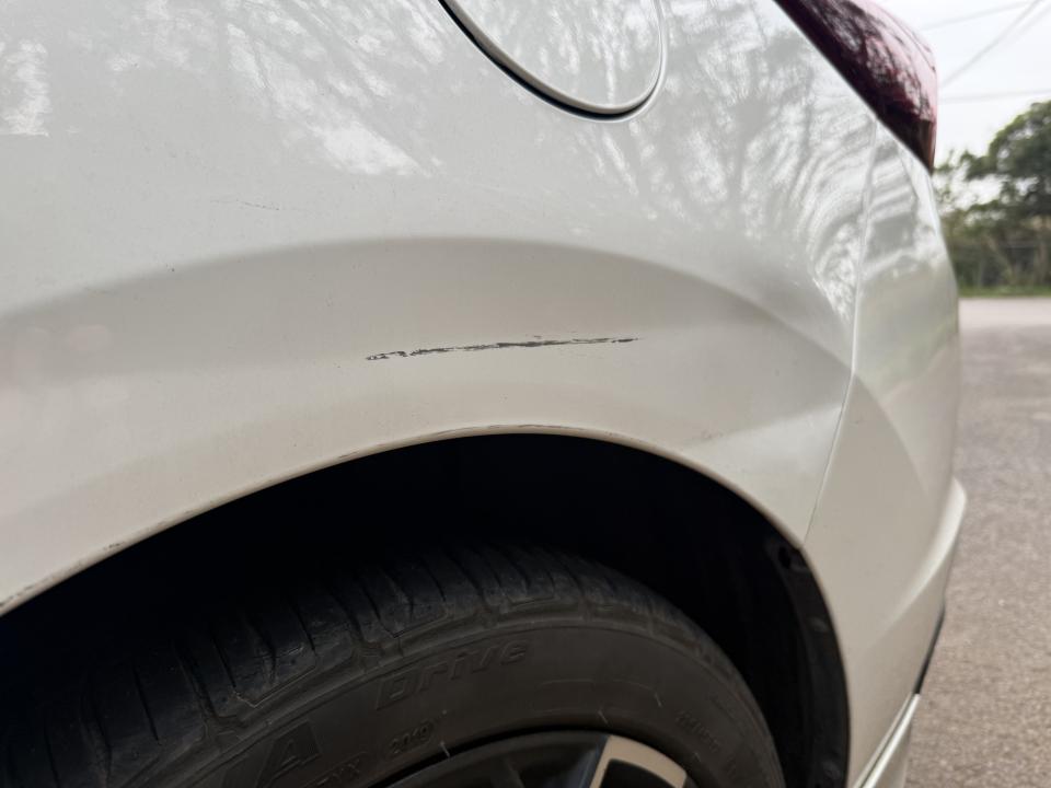 汽車板金烤漆案件圖片