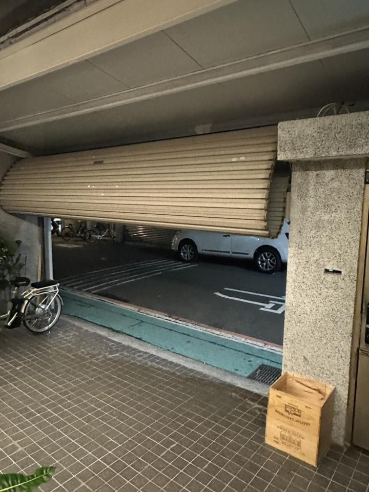 鐵捲門維修案件圖片