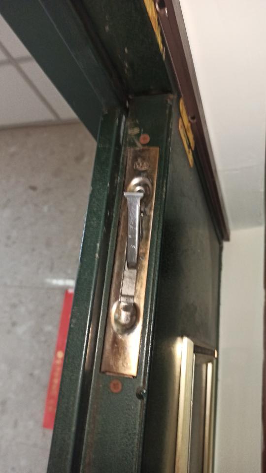 門片維修案件圖片